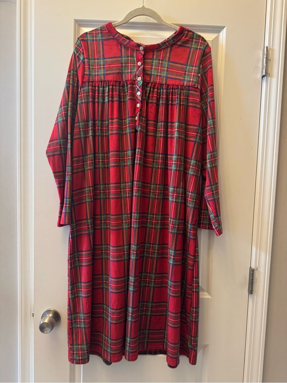 Aria Collection Red Plaid Velour Nightgown XL 16-18 Long Sleeve Lounge